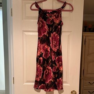 Betsey Johnson Vibrant Pink and Black Floral Midi Dress 💯 silk